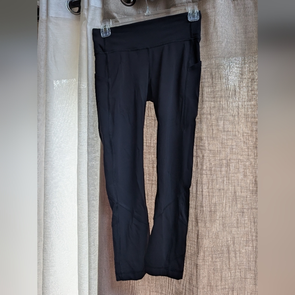 Lululemon Cropped Leggings